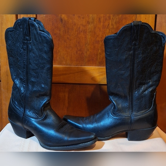 TWISTED X Leather cowboy boots.  Black with black stitching. Size 7 1/2 - Picture 2 of 8